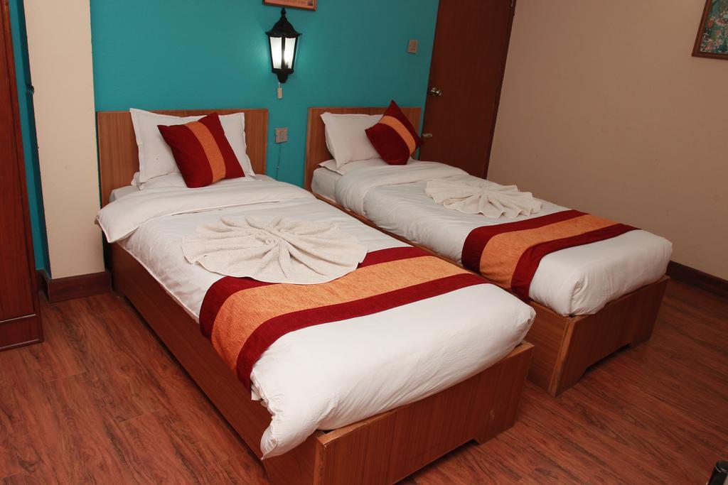 Shree Tibet Family Guest House Kathmandu Ngoại thất bức ảnh