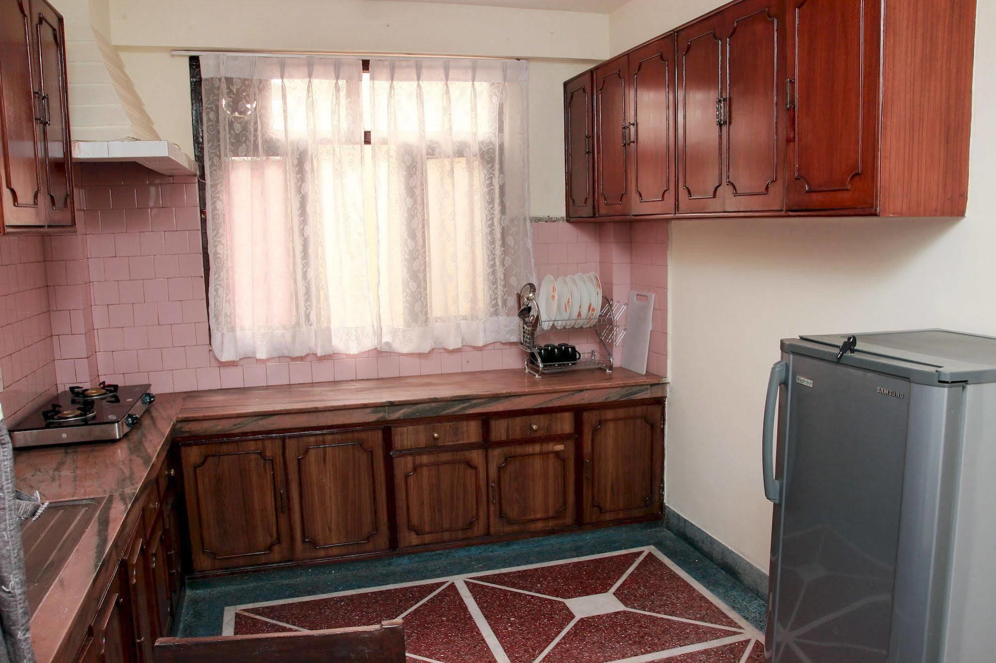 Shree Tibet Family Guest House Kathmandu Ngoại thất bức ảnh