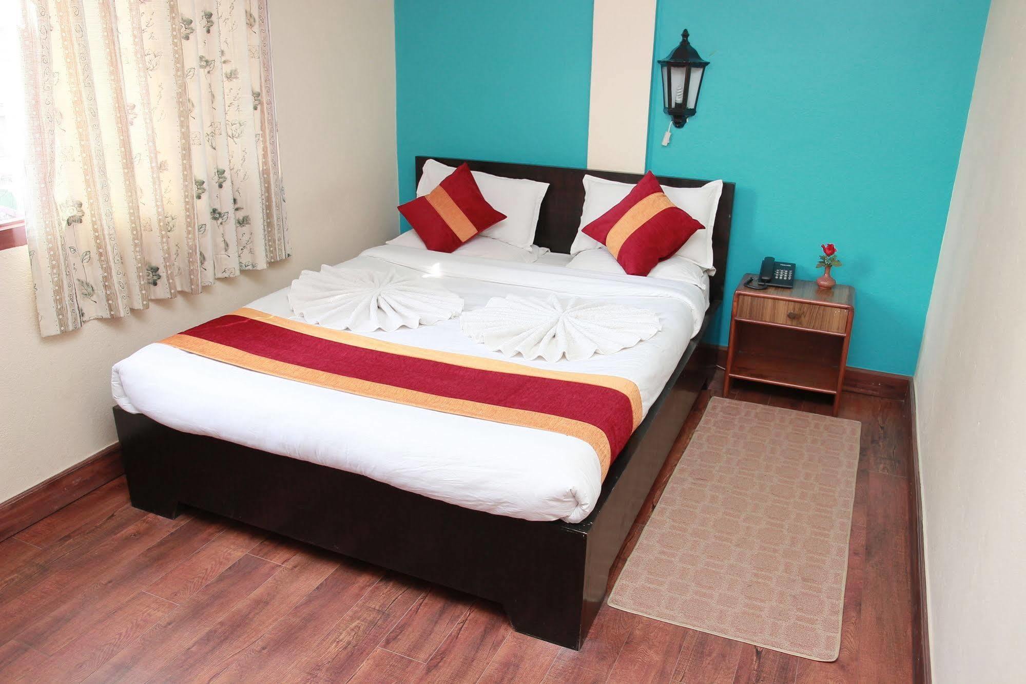 Shree Tibet Family Guest House Kathmandu Ngoại thất bức ảnh