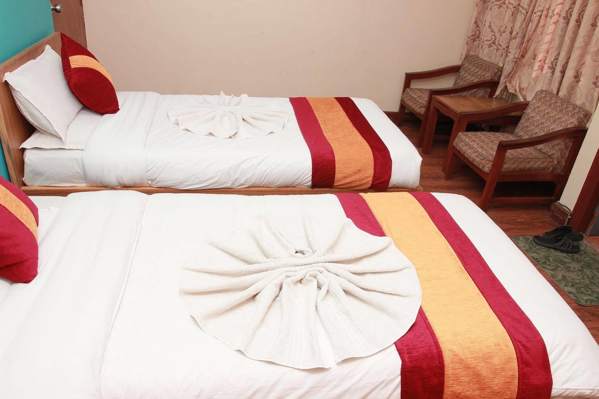 Shree Tibet Family Guest House Kathmandu Ngoại thất bức ảnh