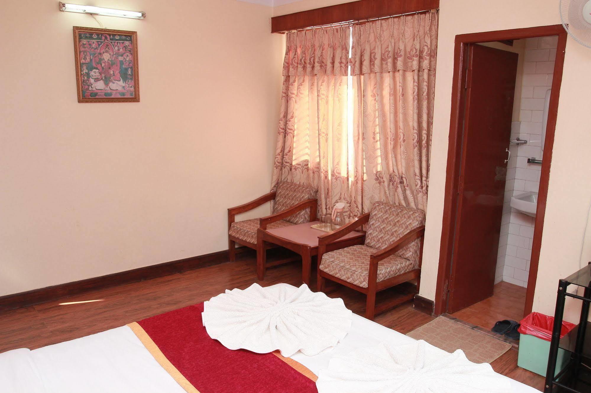 Shree Tibet Family Guest House Kathmandu Ngoại thất bức ảnh