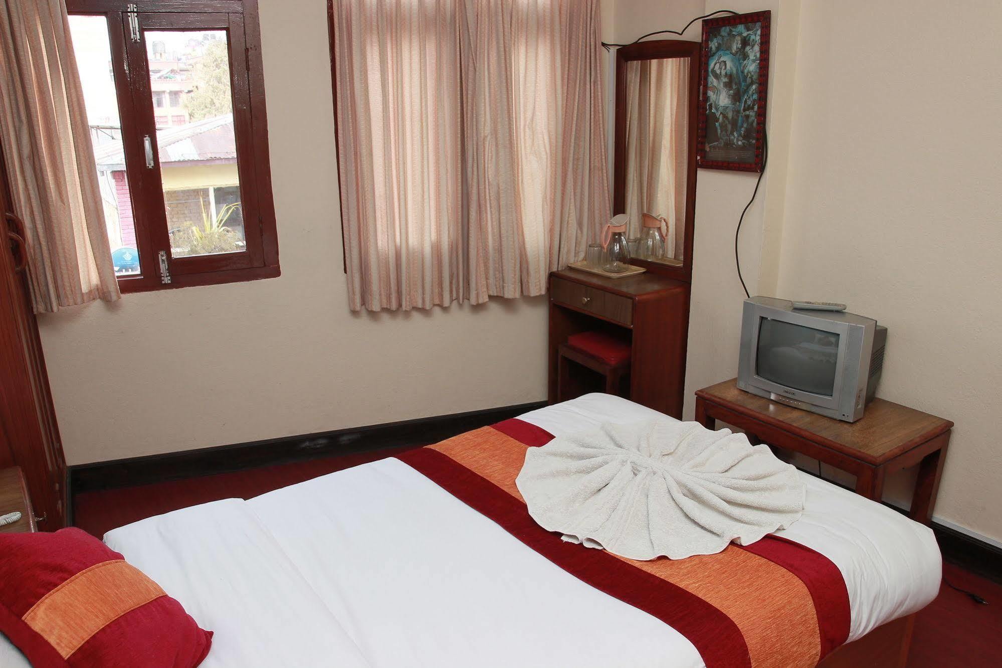 Shree Tibet Family Guest House Kathmandu Ngoại thất bức ảnh