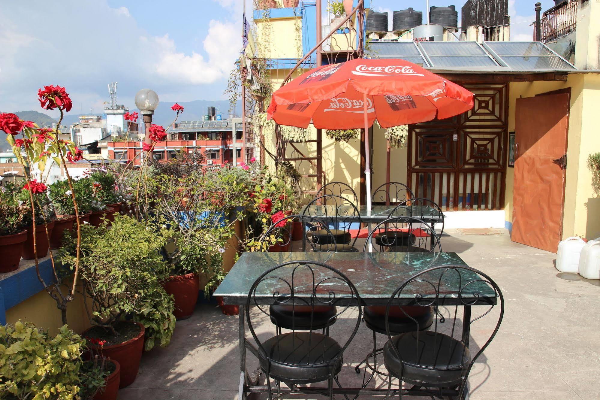 Shree Tibet Family Guest House Kathmandu Ngoại thất bức ảnh