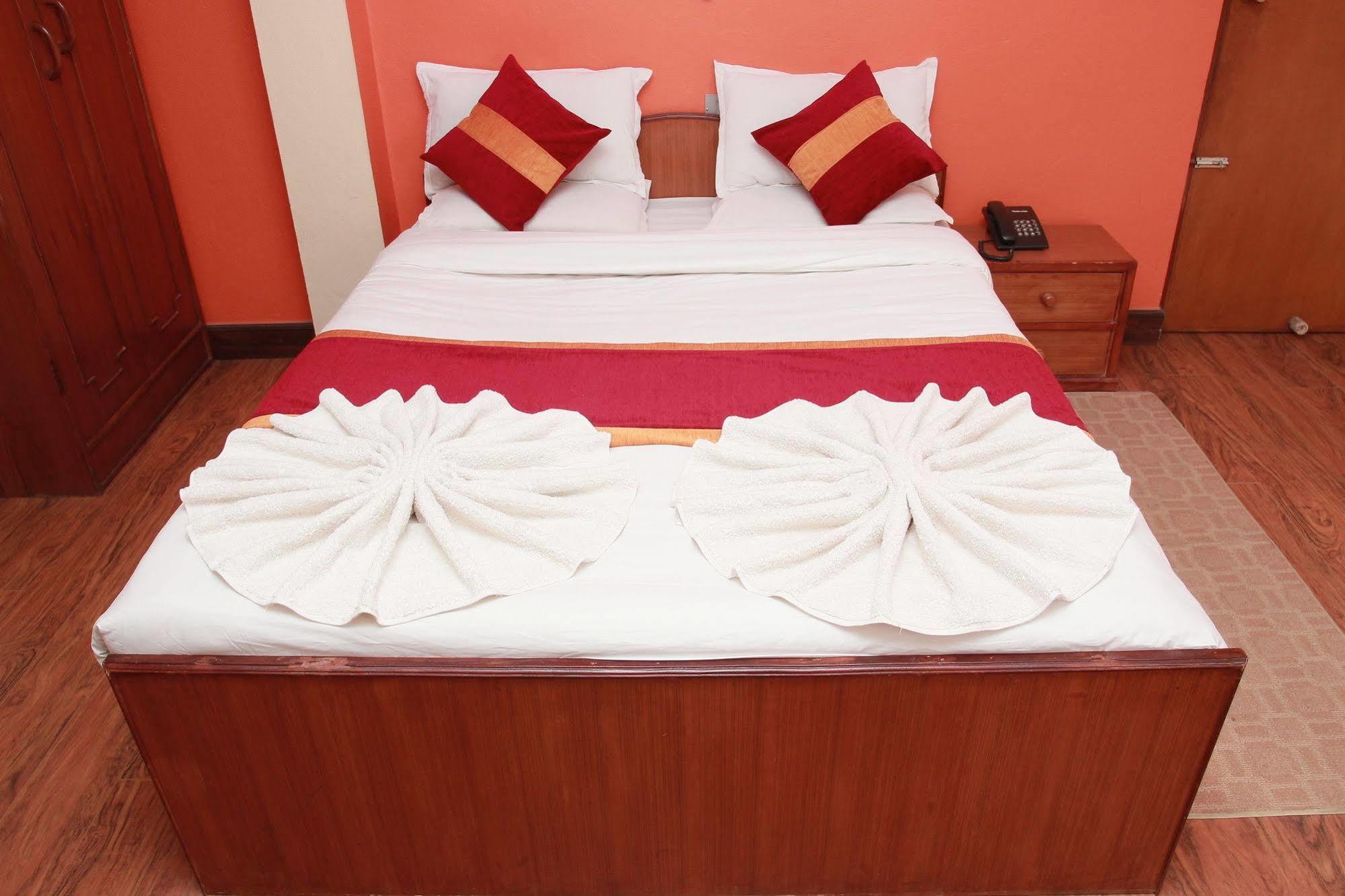 Shree Tibet Family Guest House Kathmandu Ngoại thất bức ảnh